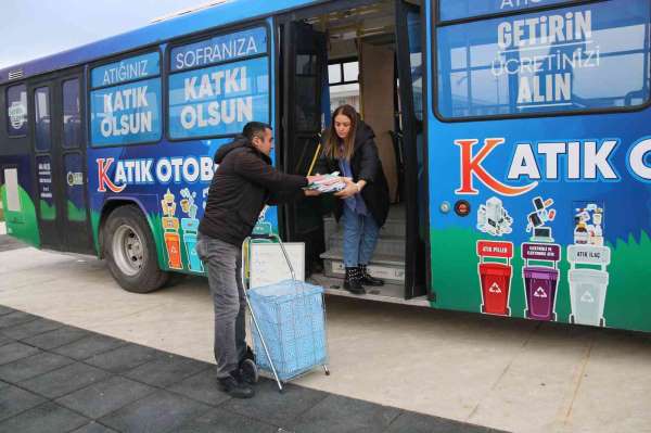 Atakum'da atık toplama otobüsü faaliyete geçti