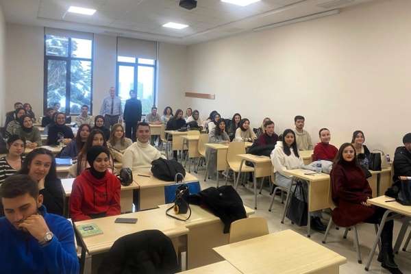 Kastamonu Üniversitesi'nden öğretmen adaylarına tüketici bilinci eğitimi