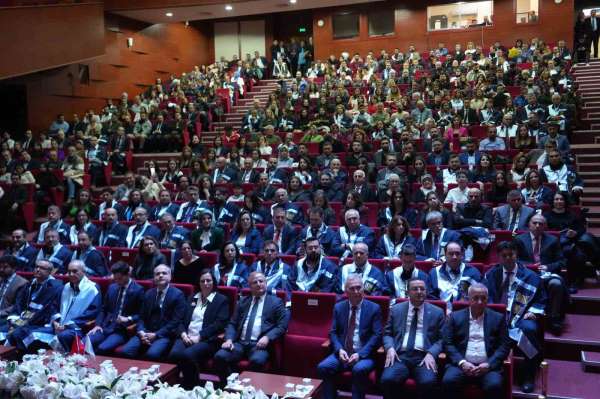 Niğde Ömer Halisdemir Üniversitesi 2024 Ödülleri Töreni gerçekleştirildi