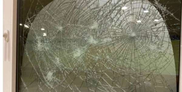 Almanya'da 2 günde 3 camiye saldırı