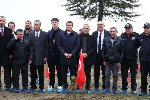 Bilecik'te şehitler adına fidan dikimi gerçekleştirildi