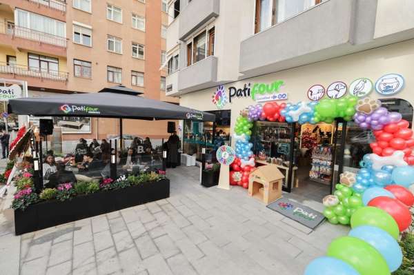 CarrefourSA, yeni nesil yaşam alanı PATiFOUR'un açılışını yaptı