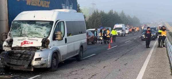 Edirne'de 10 araçlı zincirleme kaza: 5 yaralı