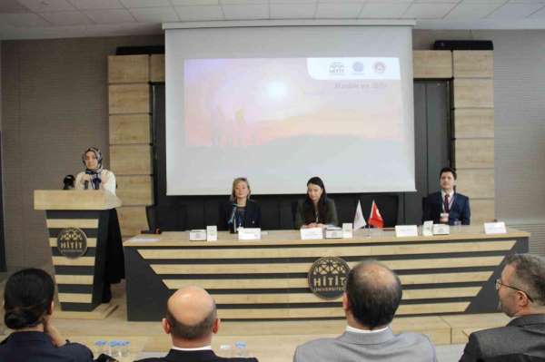 Hitit Üniversitesi'nde düzenlenen Ulusal Kadın ve Aile Sempozyumu başladı: 108 bildiri sunulacak