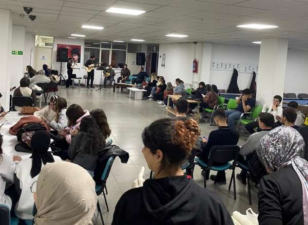 Simav'da üniversite öğrencilerine yönelik motivasyon programı düzenlendi