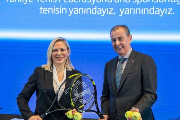 İş Bankası'ndan tenis sporuna destek