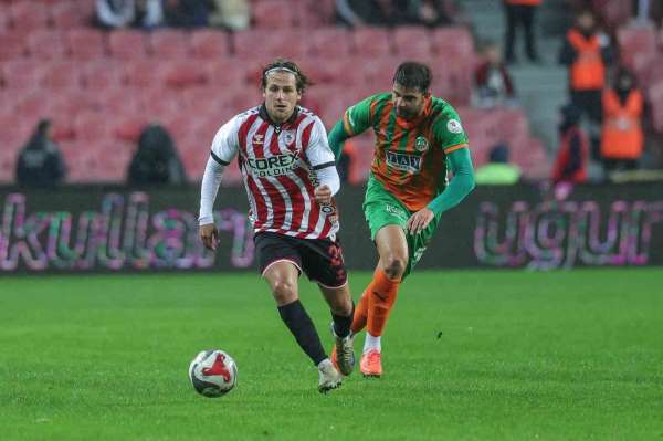 Trendyol Süper Lig: Samsunspor: 1 - Alanyaspor: 1