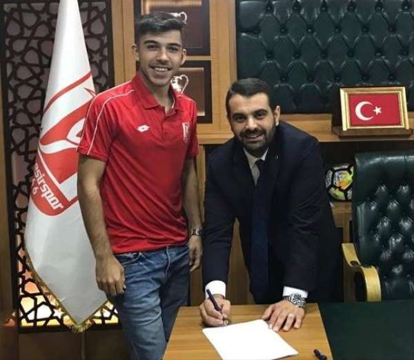 Balıkesirspor'da iç transferde üç isimle anlaşıldı 