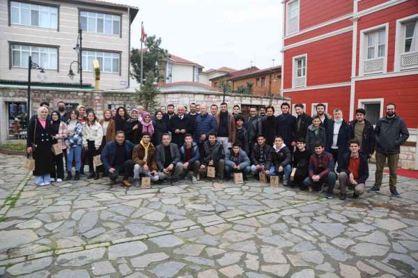 Başkan Tollu, İstanbul'da Erdemlili üniversite öğrencileriyle buluştu