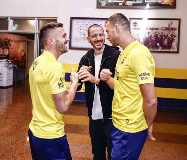 Fenerbahçe'nin yeni transferi Bonucci, takım arkadaşlarıyla bir araya geldi