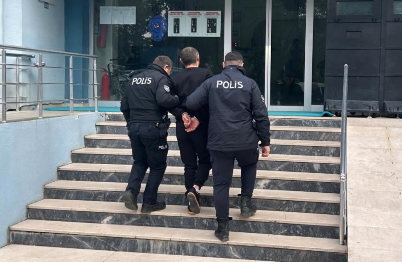 Samsun'da uyuşturucudan 10 yıl 9 ay hapis cezası bulunan şahıs yakalandı