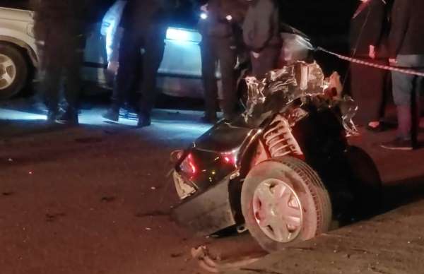 Trabzon'da kazada otomobil 3 parçaya bölündü: 1 ölü, 4 yaralı