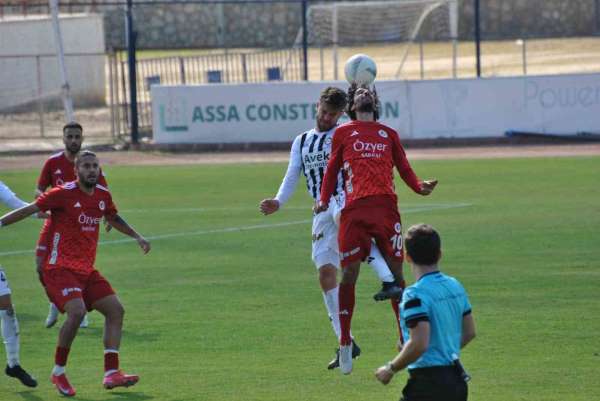 TFF 2. Lig: Fethiyespor: 0 - Altay: 0