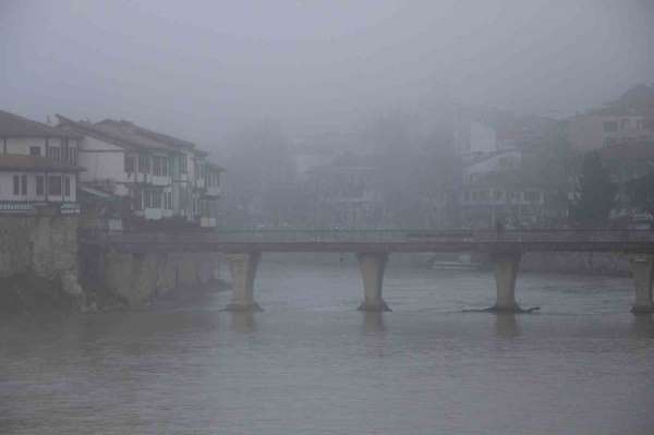 Amasya'da yoğun sis etkili oldu