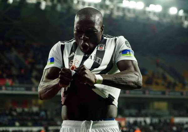 Aboubakar gollerine devam ediyor