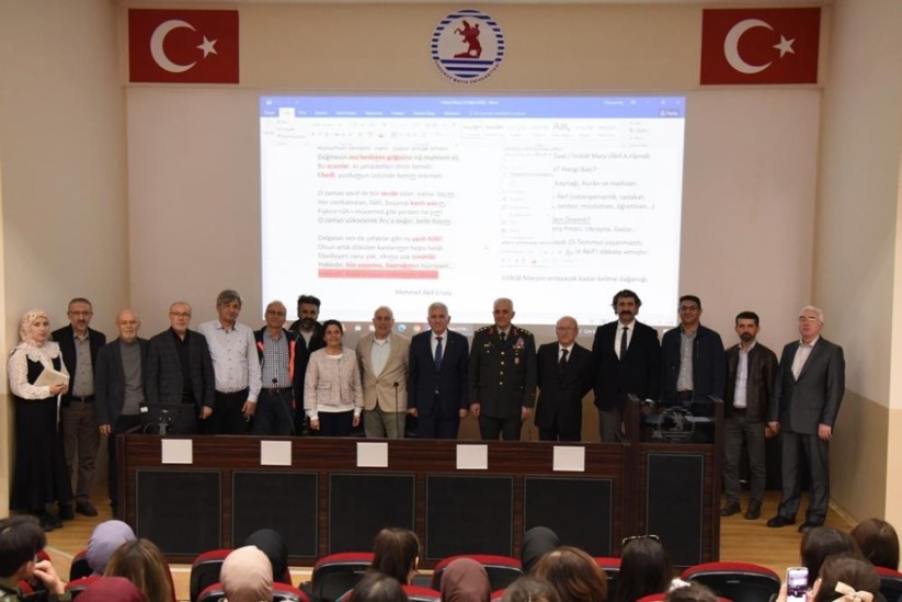 OMÜ'de İstiklal Marşı paneli