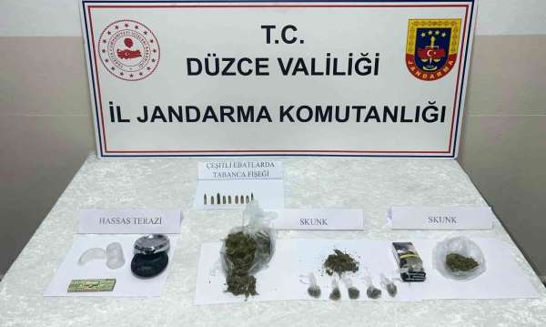 Farklı kimlik kullanarak kiraladığı evde uyuşturucu satıyordu, tutuklandı
