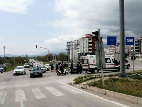 Tokat'taki kaza araç kamerasına yansıdı: 4 yaralı