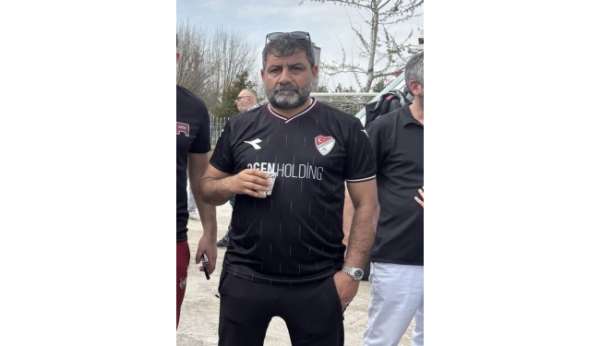 Elazığspor tribün lideri Biçer, platformdan düşüp belini kırdı