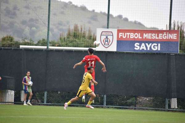 TFF 2. Lig: Altınordu: 0 - Adana 1954 FK: 2