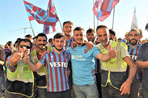 Akkuyu NGS çalışanları, Trabzonspor'un şampiyonluğunu kutladı - Mersin haber