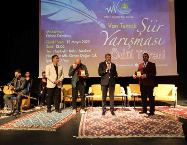 'Van' temalı şiir yarışmasının kazananları ödüllerini aldı - Van haber