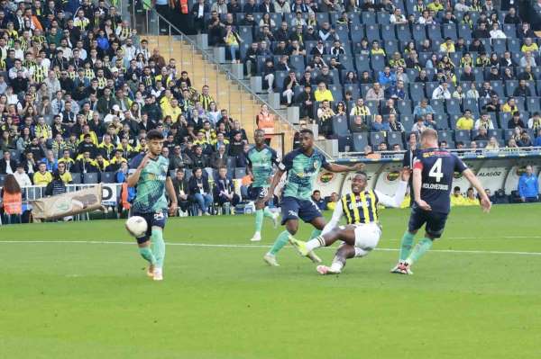 Trendyol Süper Lig: Fenerbahçe: 2 - Kayserispor: 0