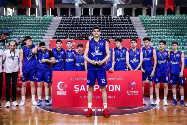 Bahçeşehir Koleji, U16'da zirvede
