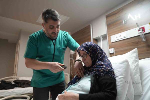 Karadeniz'de ilk: Ciddi kalp kapak kaçağı olan hasta 'mandallama' yöntemiyle sağlığına kavuştu
