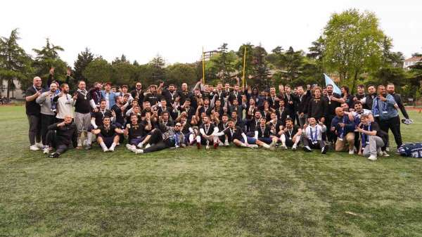 Yaşar Üniversitesi Amerikan Futbol Takımı Admirals Süper Lig'de