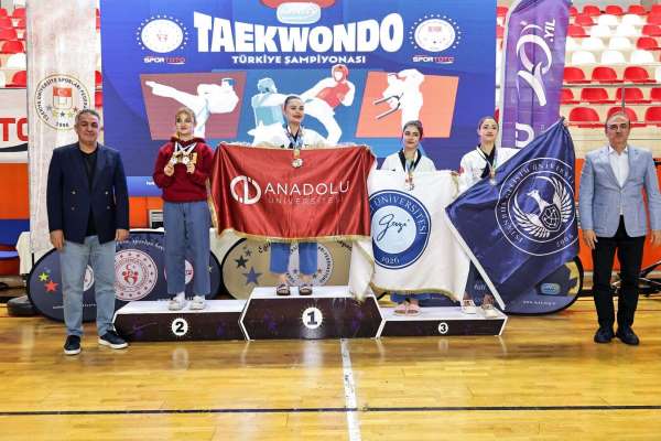 Anadolu Üniversitesi teakwondo branşında Türkiye şampiyonu oldu