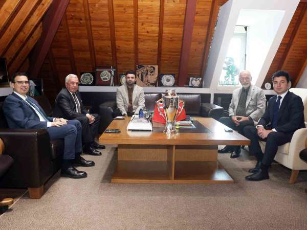 Başkan Şadi Özdemir'den Bursaspor'a tebrik ziyareti