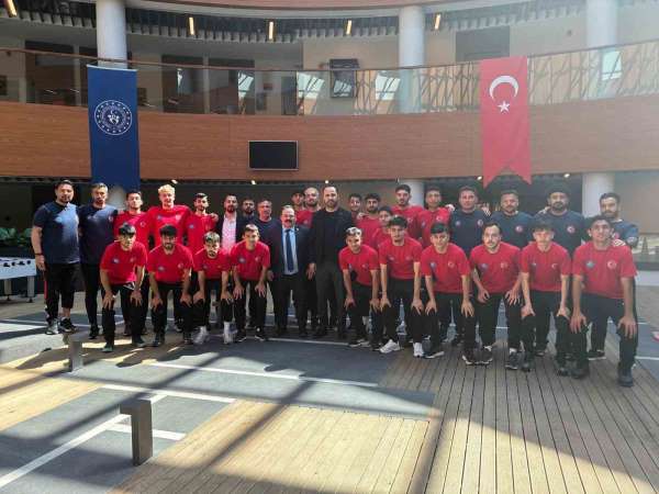 İşitme Engelliler U23 Milli Takımı, son kampını Riva'da yaptı