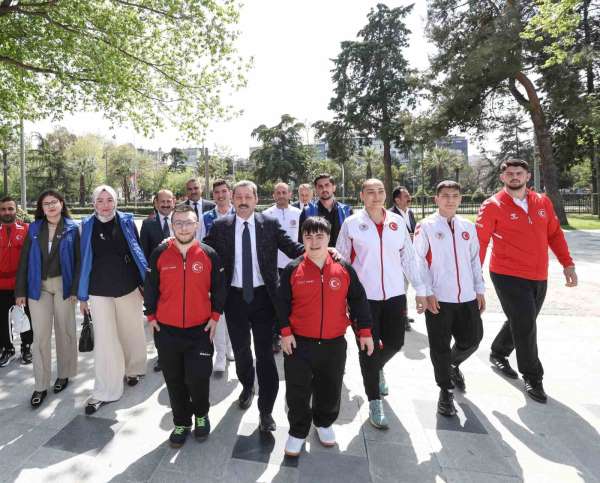 Samsun'da 'Bugünün Gençleri, Geleceğin Yöneticileri' etkinliği