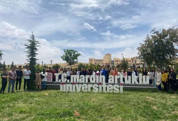 Artuklu Üniversitesi YKS'ye girecek öğrencileri ağırladı
