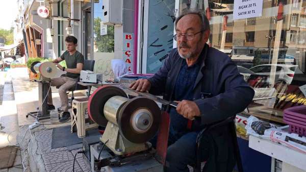 Karaman'da bayram öncesi bıçakçılara talep az