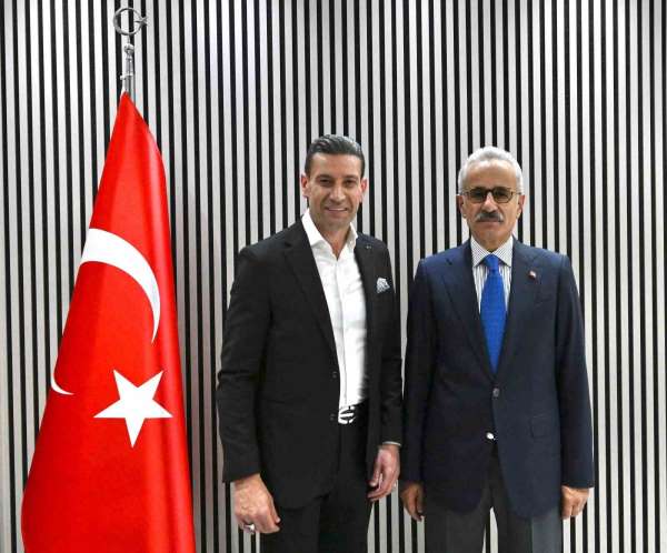 Bakan Uraloğlu'ndan, Türk boksuna destek