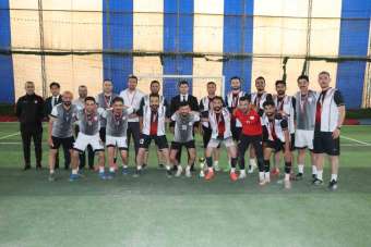 Hakkari'de öğretmenler arası futbol turnuvası sona erdi