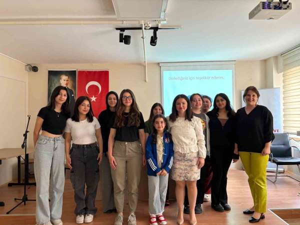 Üniversiteli öğrencilerden 'Enerji Verimliliği ve Tasarrufu' semineri