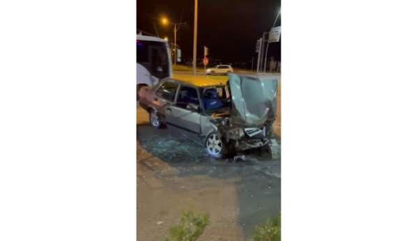 Niğde-Bor yolunda trafik kazası: 4 kişi yaralandı