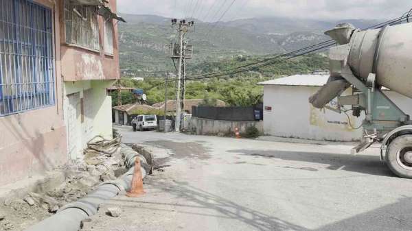 Yola beton dökerek ilerleyen beton mikserine 50 bin TL para cezası