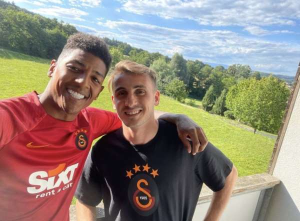 Patrick van Aanholt: 'Ortak hedefimiz Galatasaray'ın başarısı olup aramızda hiçbir husumet bulunmamaktadır'