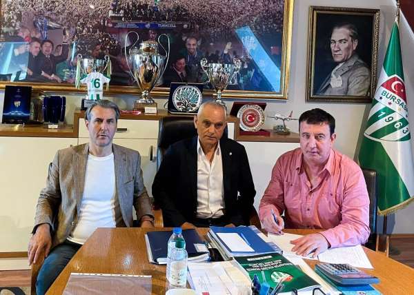 Bursaspor'un yeni teknik direktörü Yalçın Gündüz oldu