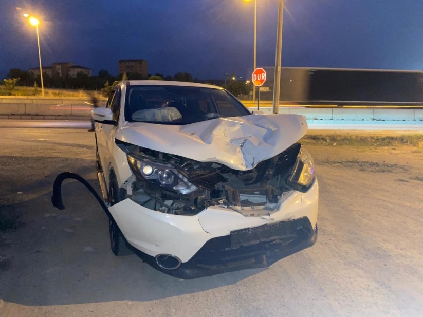 Samsun'da otomobil motosikletle çarpıştı: 1 yaralı