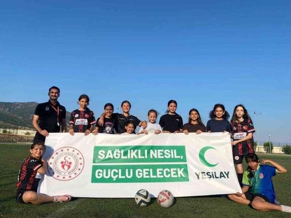 Buharkent'te uyuşturucuyla mücadeleye futbol desteği