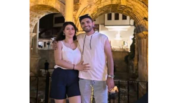 Trafik kazasında anne ve baba öldü, 8 aylık bebek ağır yaralandı