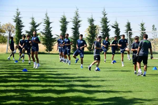 Konyaspor'da yeni sezon hazırlıkları devam ediyor 