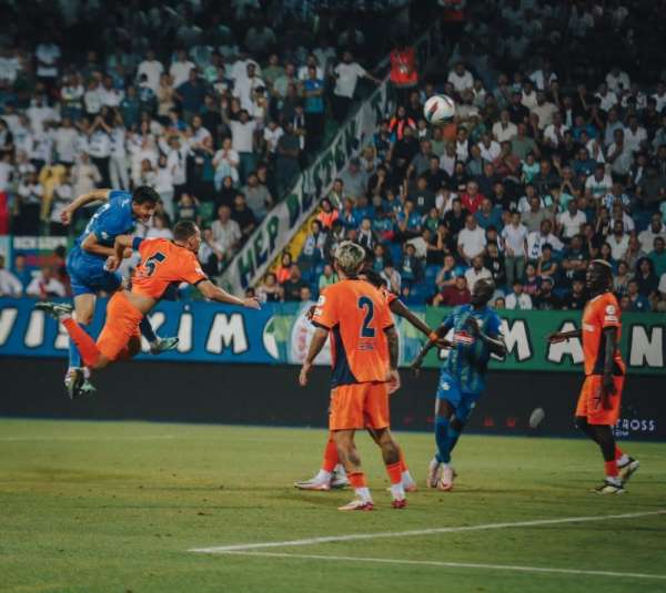 Çaykur Rizespor 1 puan ile başladı