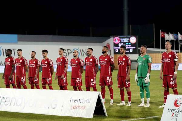 Trendyol 1. Lig: Ümraniyespor: 3 - Çorum FK: 0