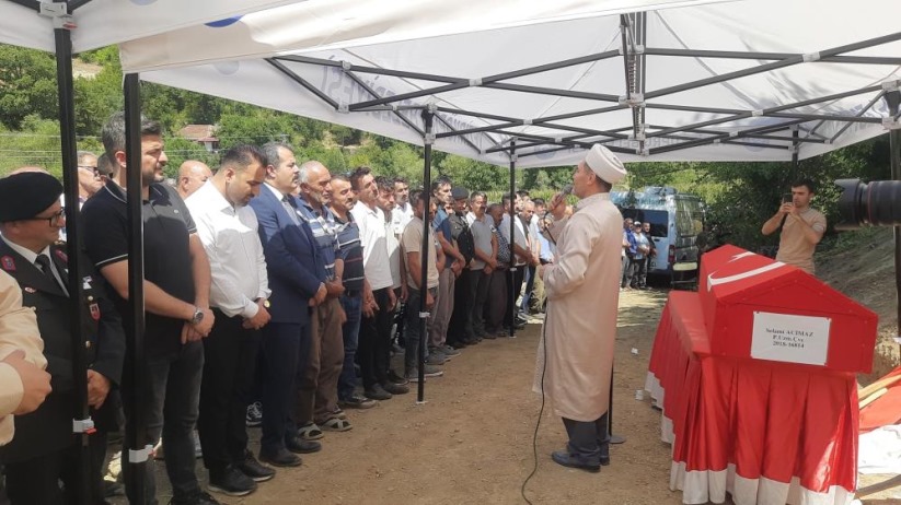 Trafik kazasında ölen uzman çavuş, Samsun'da toprağa verildi